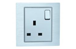 China 1 Gang  Uk Standard Power Socket With Switch / Neon 13Amp supplier