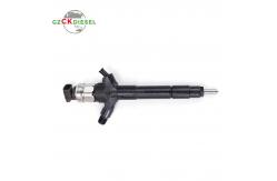 China Diesel Fuel Injector 295050-0560 2950500560 1465A351 for 4M41 Engine supplier