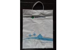 China Reusable Hard Plastic Handle Bag With Reinforced Paper Card supplier
