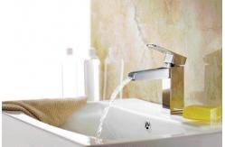 China Single Lever Mixer Brass Waterfall Faucet For Bathroom supplier