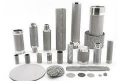 China Cylindrical Metal Sintering Wedge Wire Strainer Filtration To Purify Sieve Residue supplier