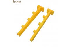 China Plastic Queen Rearing Frame Kit with Cell Bar Cups Cell Cells Holder supplier