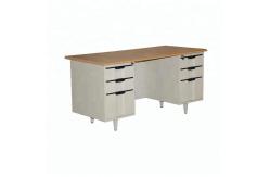 China Wooden Desktop 1.2 MM Thick Metal Frame Steel Computer Table supplier