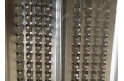China 450mm Width Galvanized High Ribbed Formwork U Patterns For Construction supplier