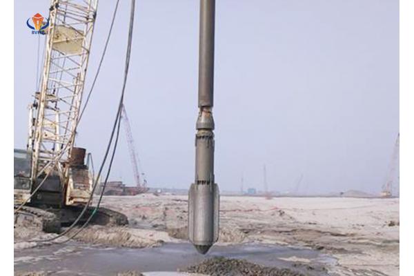 High Efficiency  Vibro Piling Contractors  Qualified Vibrating Floater