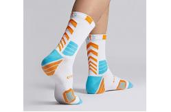China Standard Thickness Compression Socks For Men Durable And Comfortable supplier