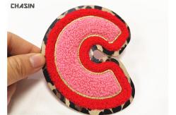 China Embroidery Wholesale Custom Chenille Patch,Iron On Cheap Chenille Letter Patchs supplier