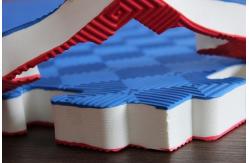 China 45 Degree Shore C 2cm Thickness Gym Foam Mat Tiles supplier