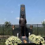 Life size Antique Bronze Sculpture Outdoor Silicon Bronze Memorial Statues for sale