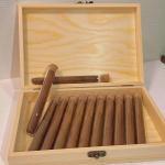 Customized Humidity Control Wood Cigar Packaging Box For Electronics Cigar