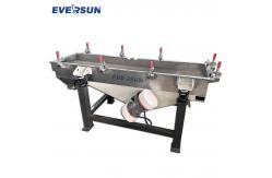 China Stainless Steel Linear Vibrating Screen Efficiently Screens Large Particle Materials supplier
