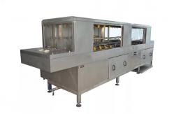 China Turnover Basket Washing Machine , Fruit And Vegetable Plastic Crate Washing Machine supplier