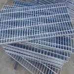 305/30/100 300x1000mm Galvanized Steel Grating Metal Trench Cover Grating Plain Type for sale