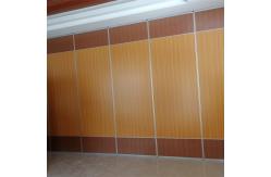 China Soundproof Folding Aluminum Movable Partition Walls For Hotel And Banquet Hall supplier