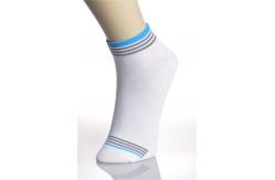 China Anti Bacterial Quick Dry Nylon Running Socks With Cotton Treatment Surface supplier
