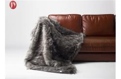 China Silver Gray Plush Fur Faux Throw Blanket Wolf Home Accents Eco - Friendly supplier