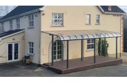 China Customized Aluminium  Support Awning With Polycarbonate Sheet Roofs supplier
