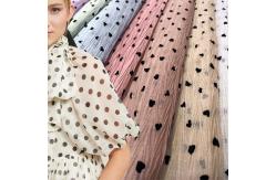 China Shimmer Silver Gauze Chiffon Crepe Fabric Crinkle Taffeta Fabric 120-130GSM supplier