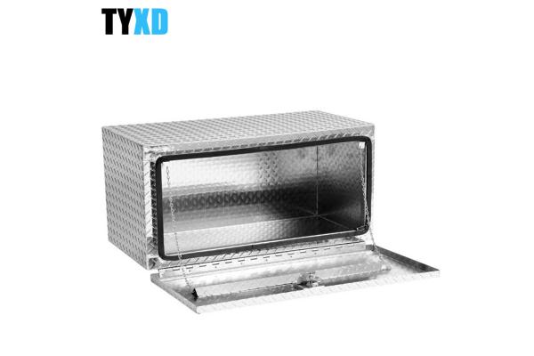 Lockable Metal Tool Box Space Saving With Weather Resistant Sealed Door