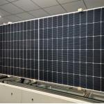 A Glass Mono Half Cell Solar Panel 550W Monocrystalline Photovoltaic Solar Panel for sale