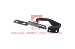 China Elevator Landing Device Passenger Elevator Door Parts With Interlock supplier