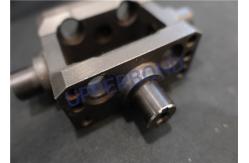 China Black Oxidized Surface Treated Cigarette Machine Spare Parts Metal Cross Joint supplier