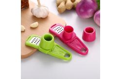 China Kitchen Utensils Mini Grinding Garlic Grater Multi Functional supplier