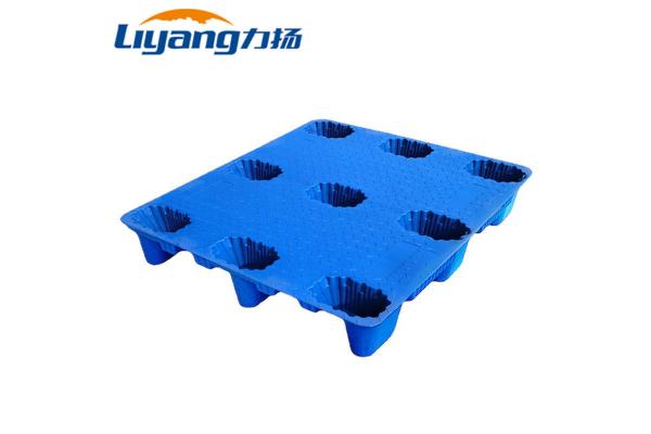 Large Euro Plastic Pallet Stackable HDPE Pallets Four Way Forklift Entry