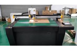 China 50mm Thickness Flatbed Digital Cutter For Various Corrugated Board supplier