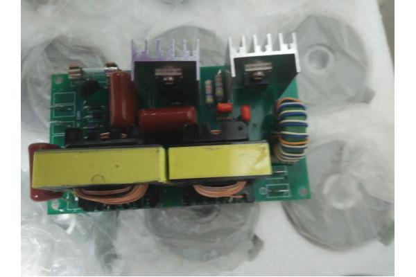 Multi Frequency Digital Ultrasonic Generator 100W 40kzh For Testing Transducer