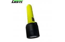 China Waterproof IP68 Explosion Proof Flashlight Torch With SOS 480 Lum 6.4Ah supplier