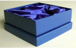 China customized whiscky wine decanter set gift packaging box with satin supplier