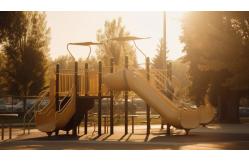 China Inclusive Swing manufacturer