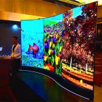 Various Size Digital Advertising Screens Floor Stand Type With OLED Android System for sale
