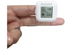 China Rechargeable Lithium Batteries Pediatric Pulse Oximeter With Long Battery Life supplier