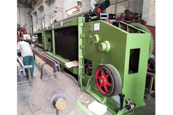 Chicken Gabion Mesh Machine 350-550N/Mm2 ±3% Tolerance Twisted Weaving