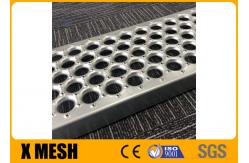 China Perforated HDG Galvanized Steel Grating Stair Tread With Securing Brackets supplier