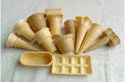 China Semi Automatic Gas Heating Rolled Sugar Cone Baking Machine supplier