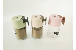 China Customizable Plastic Spice Jar Lid Refillable For Kitchen / Picnic Use supplier
