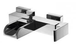 China Zinc alloy handle Waterfall Bath Mixer Tap Single Lever Wall Mounted Bath Faucet supplier