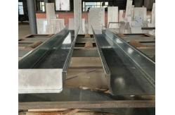 China Durable Versatile Concrete Retaining Wall Sleeper Molds With Customizable Dimensions And Patterns supplier