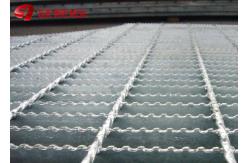 China Traffic Plates Galvanized Steel Grating Expanded Metal Mesh Serrated Bar Grating supplier