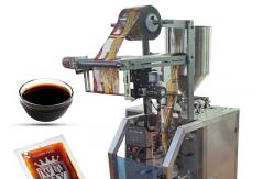 China 10ml Automatic Liquid Packing Machine VFFS Fill Form Seal Machine supplier