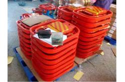 China Vehicle Parking Space Lock Barrier Automatic Folding Block With 3 Years Warranty supplier