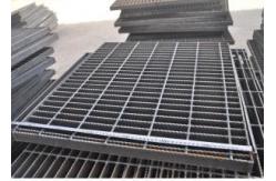 China Metal Building Materials 32 X 5mm Hot Dipped Galvanized Steel Grating supplier