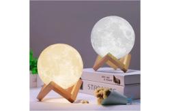 China Dimmable Moon Night Light supplier