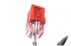 China Non Contact PNP Inductive Proximity Switch High Performance High Switching Frequency supplier