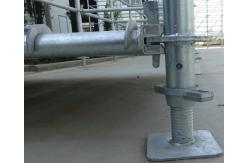 China Painted 32mm Scaffolding Leveling Jack With Swivel Base Plate supplier