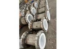 China Shuttle Rotational Molding Machine For Lining Plastic PTFE Steel Pipe supplier