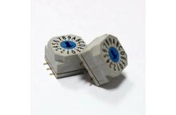 China Mini 10X10mm SMD Rotary Switch PEC-16S Positions BCD Digital Multi Gear supplier